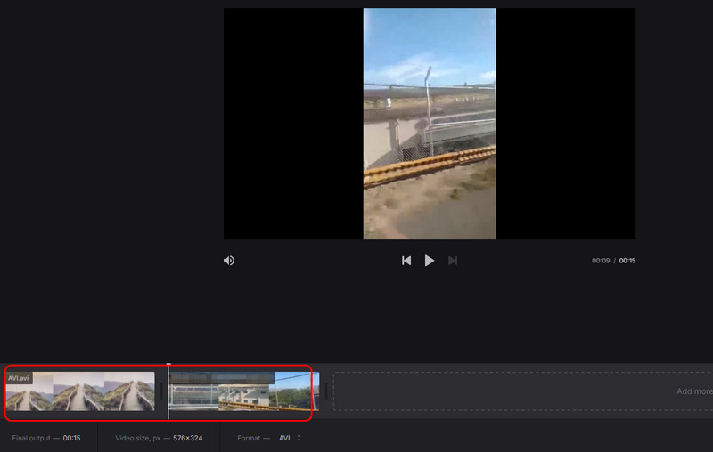 合并 AVI Clideo