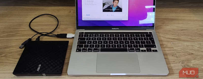 外付けディスクドライブ